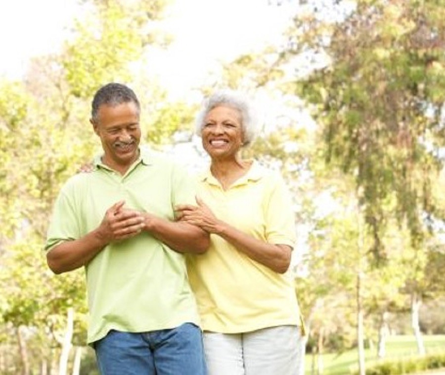 Senior couple enjoying time outdoors