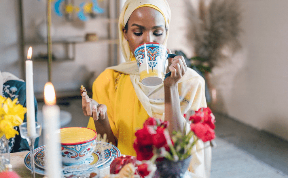 Women drinking tea