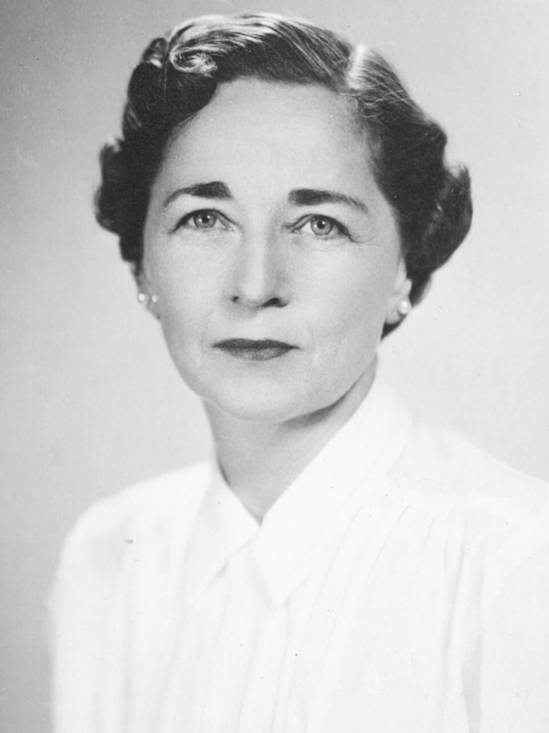 Photo of Elizabeth Carrick, President of VHA, 1958-1961.
